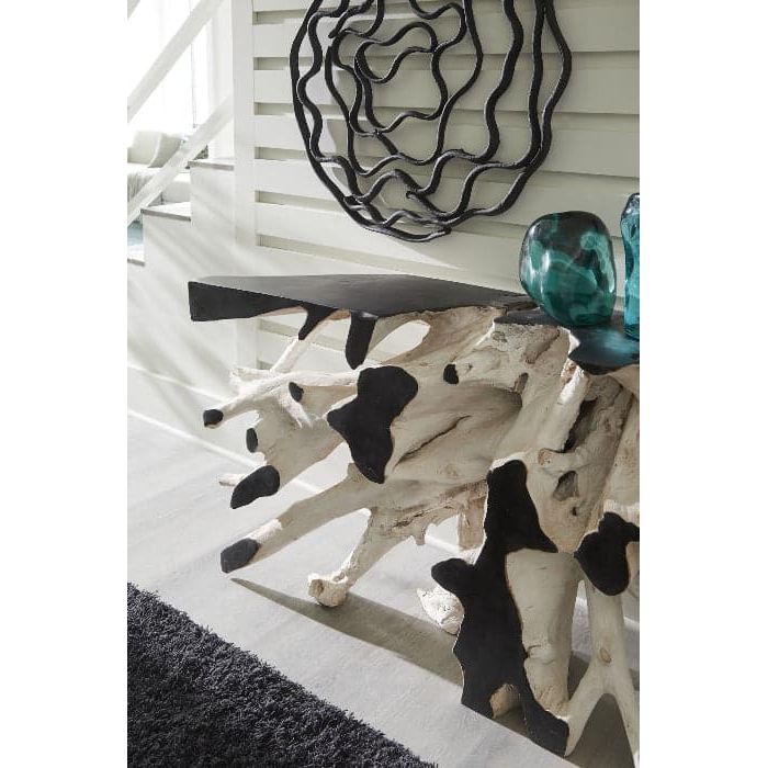 Alternate view of Mist Wall Flower, featuring matte finish, metal, and wall-mounting.