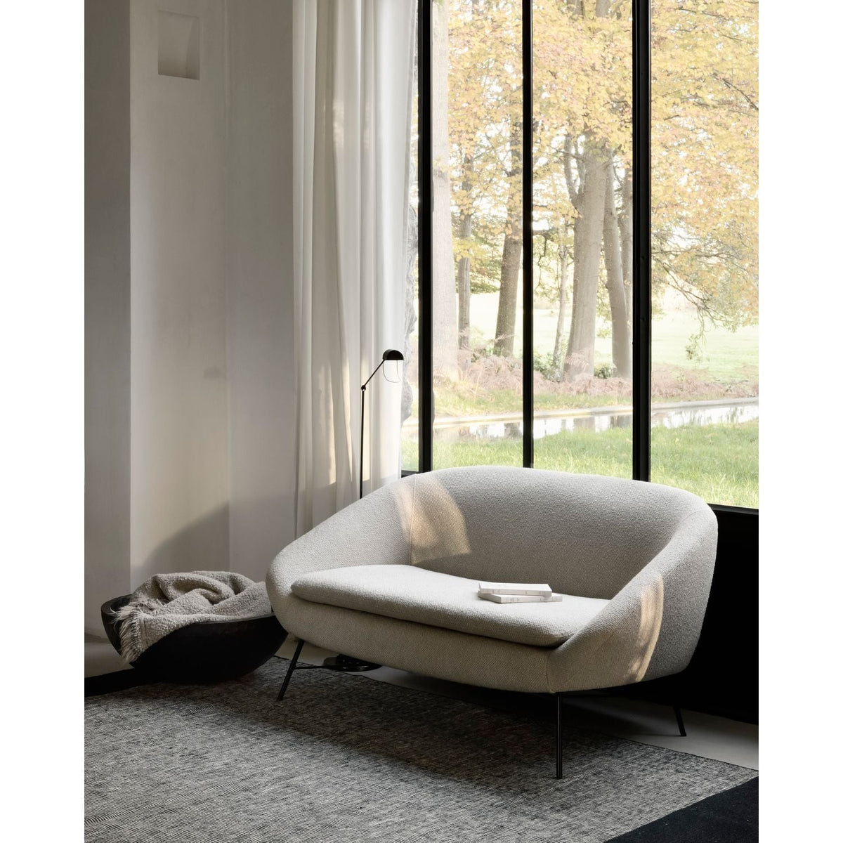 Barrow Sofa - lifestyle