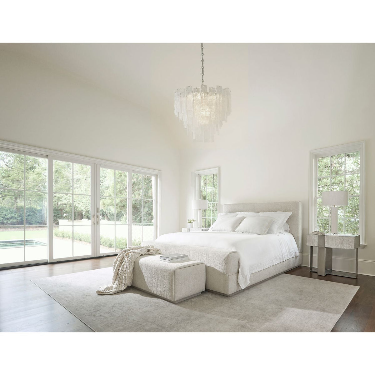 Tempo Panel Bed, King
