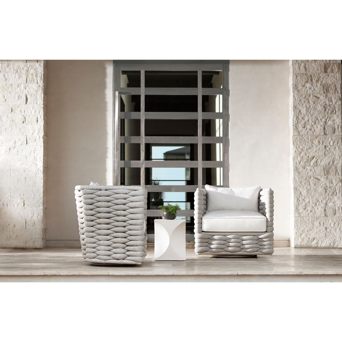 Millim Outdoor Bunching Table